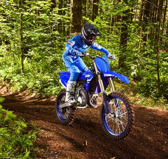 Action image of Yamaha YZ125X 2025 in blue colourway available at Brisan Motorsports Islington