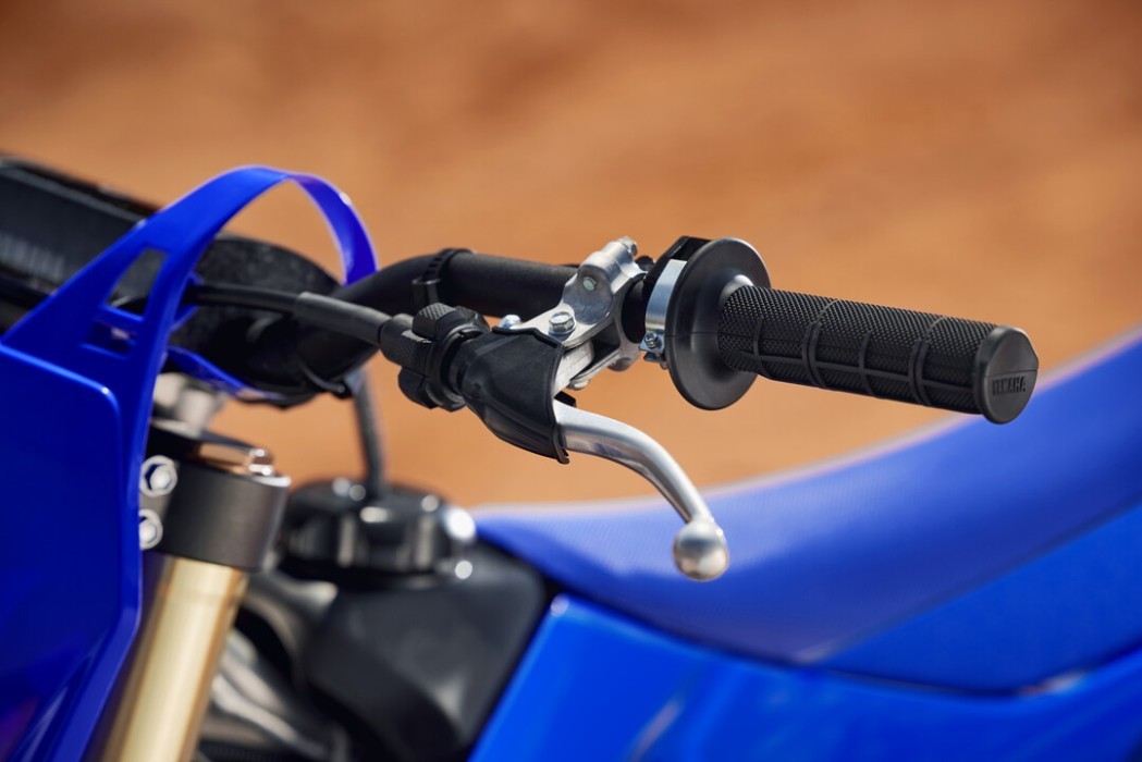 Detail image of Yamaha YZ250 two stroke in Blue colourway, handlebars and clutch lever