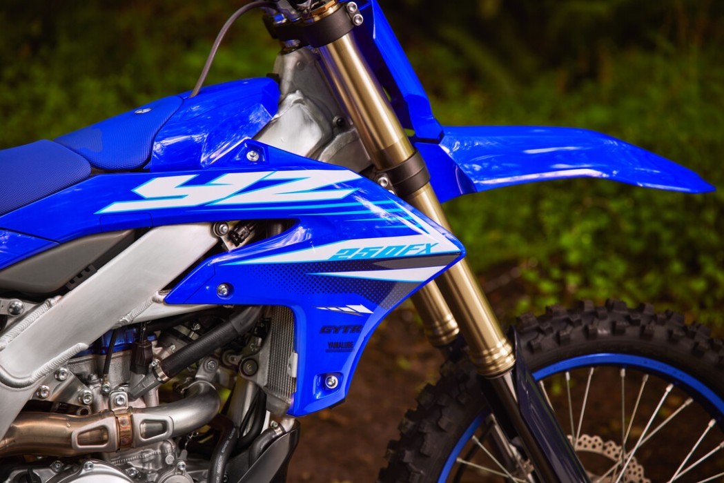 YZ250FX 2025 static image of enduro bike graphics