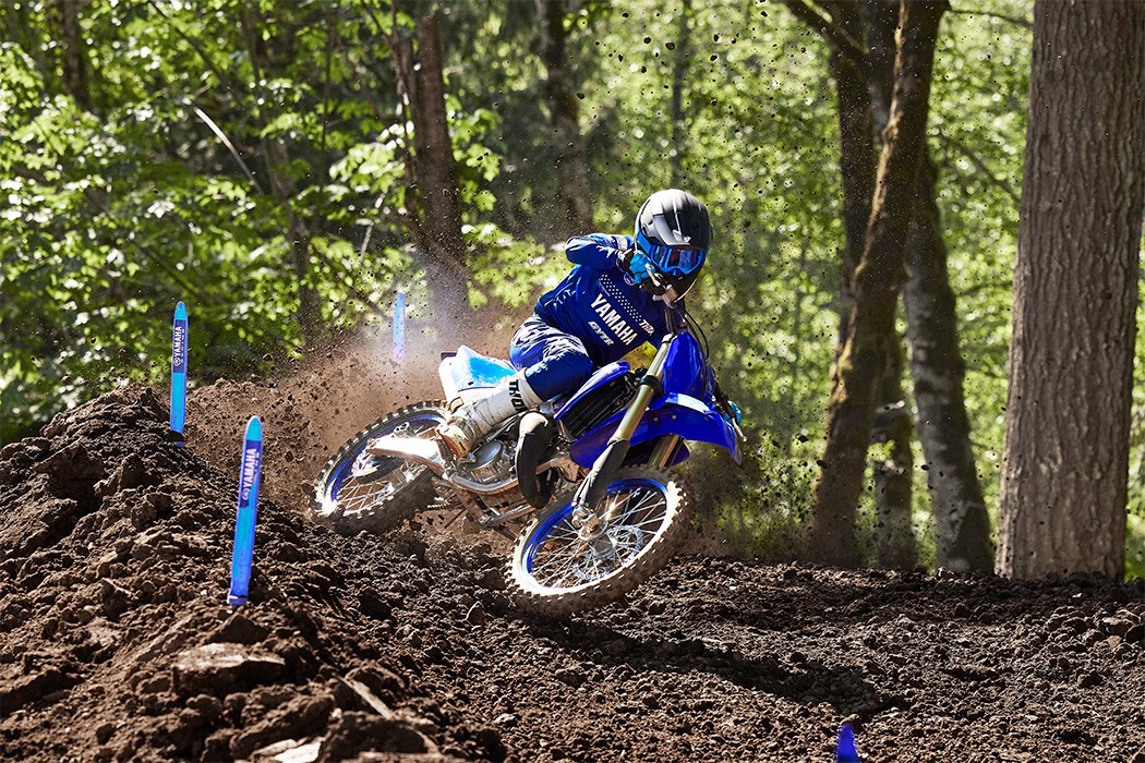 Action image of Yamaha YZ125 two stroke in Blue colourway, small roost