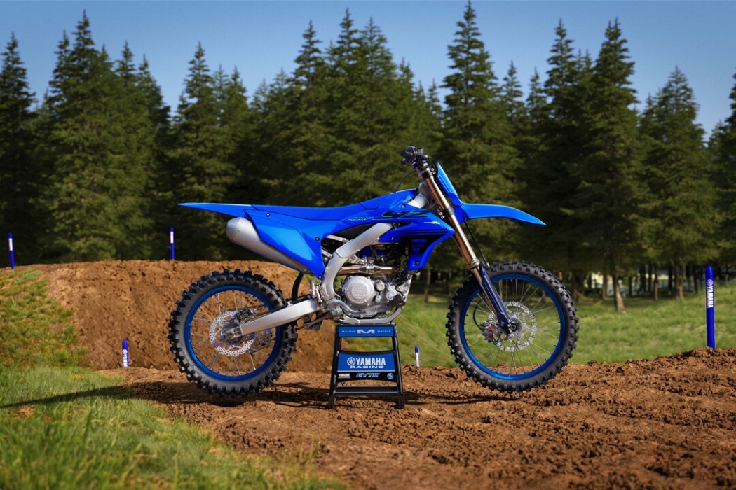 Static image of Yamaha YZ450F 2024 Motocrosser in Blue Colourway, Outdoors at a motocross track