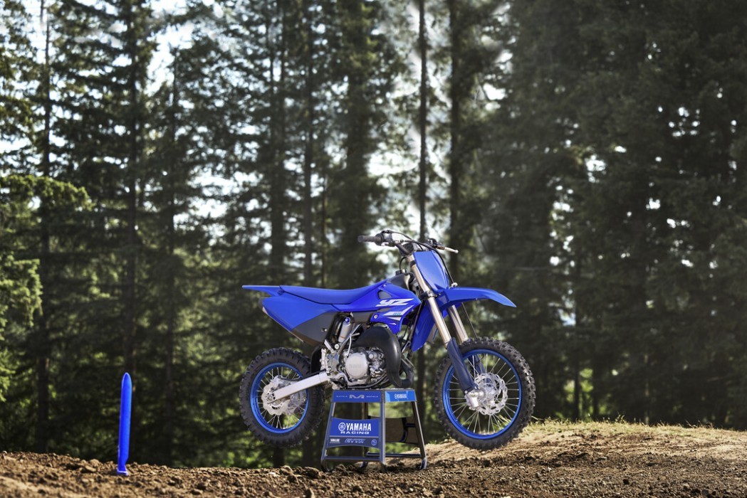 YZ85 2025 static image of motocross bike on stand on track