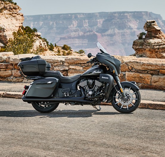 2024-Models Indian-Motorcycle rollover Roadmaster-Dark-Horse