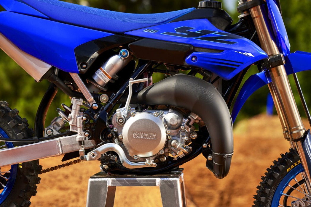 Detail image of Yamaha YZ85 two stroke in Blue colourway, engine