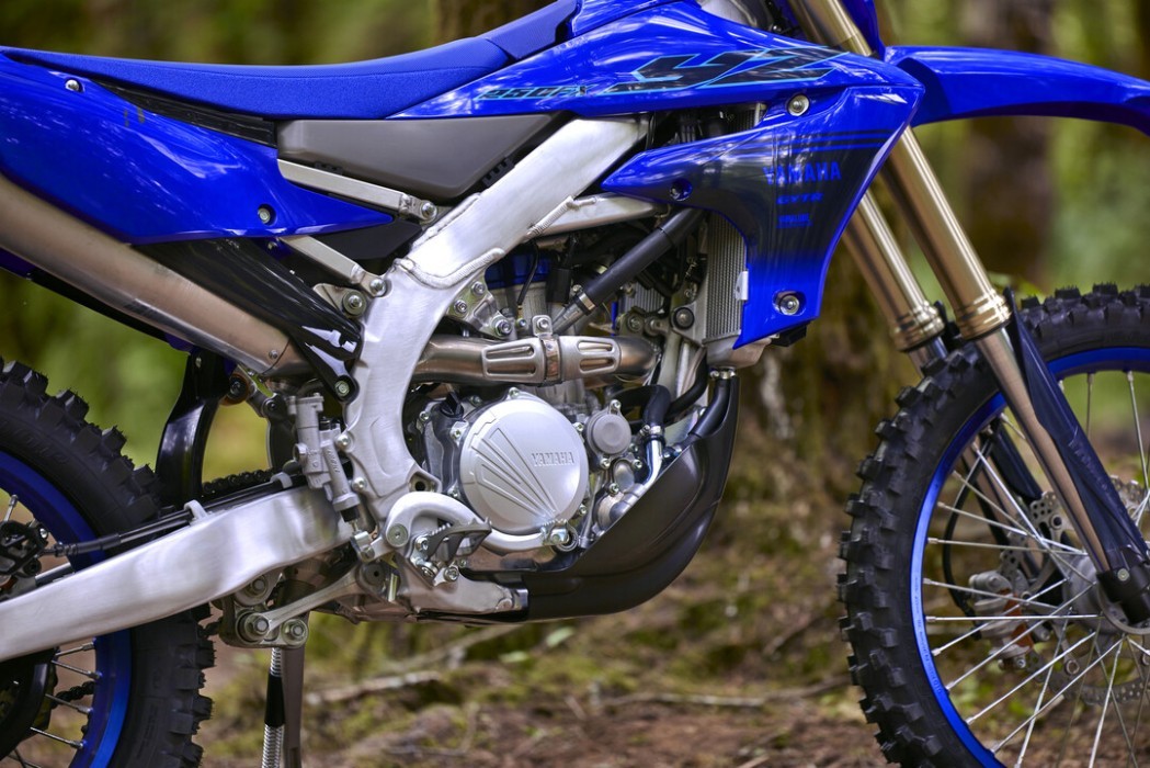 Detail image of Yamaha YZ250FX in Blue colourway, engine close up