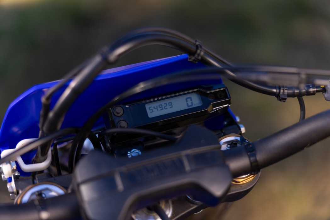 WR250F 2025 detail image of rider cockpit area and instruments