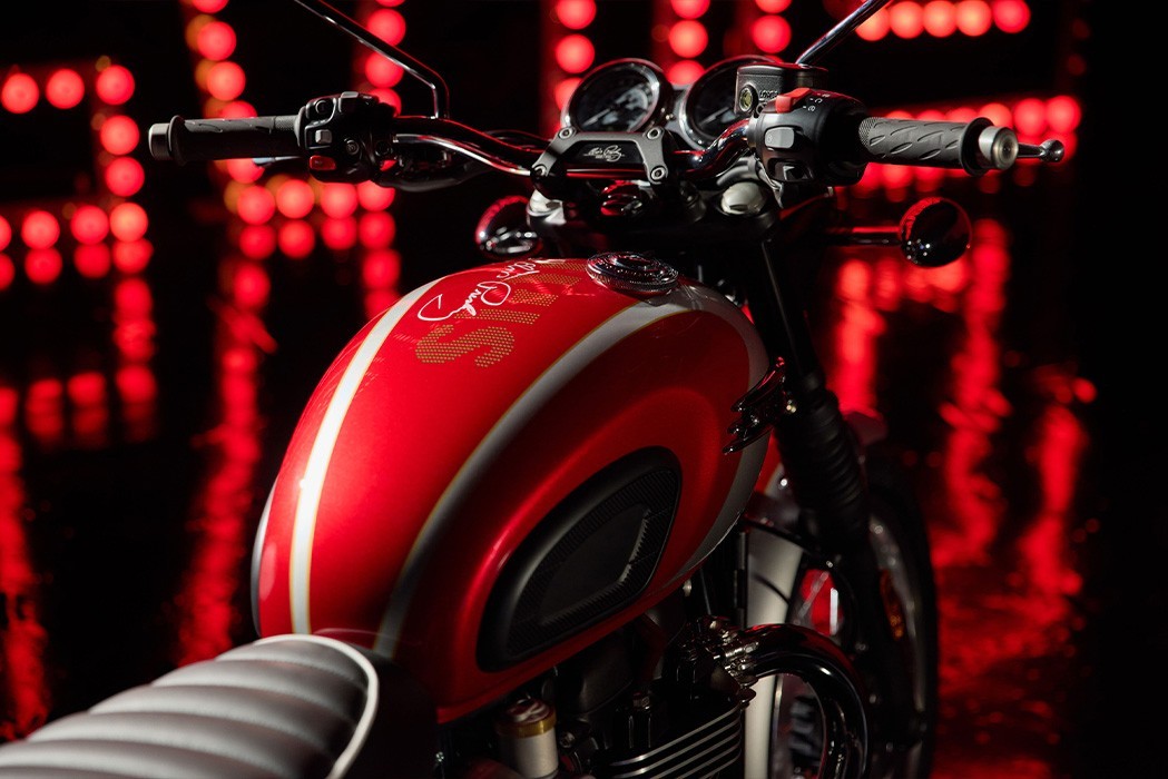 2024-Models Triumph Galleries Elvis-Edition Triumph-Bonneville-Elvis-Edition-Gallery-5