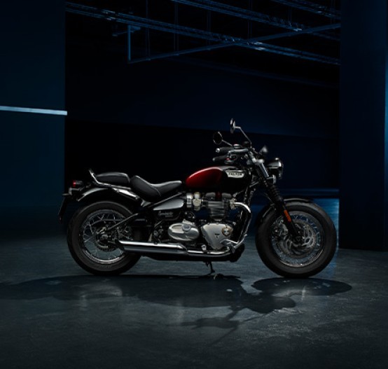 Static hero image of Triumph Speedmaster Stealth Edition