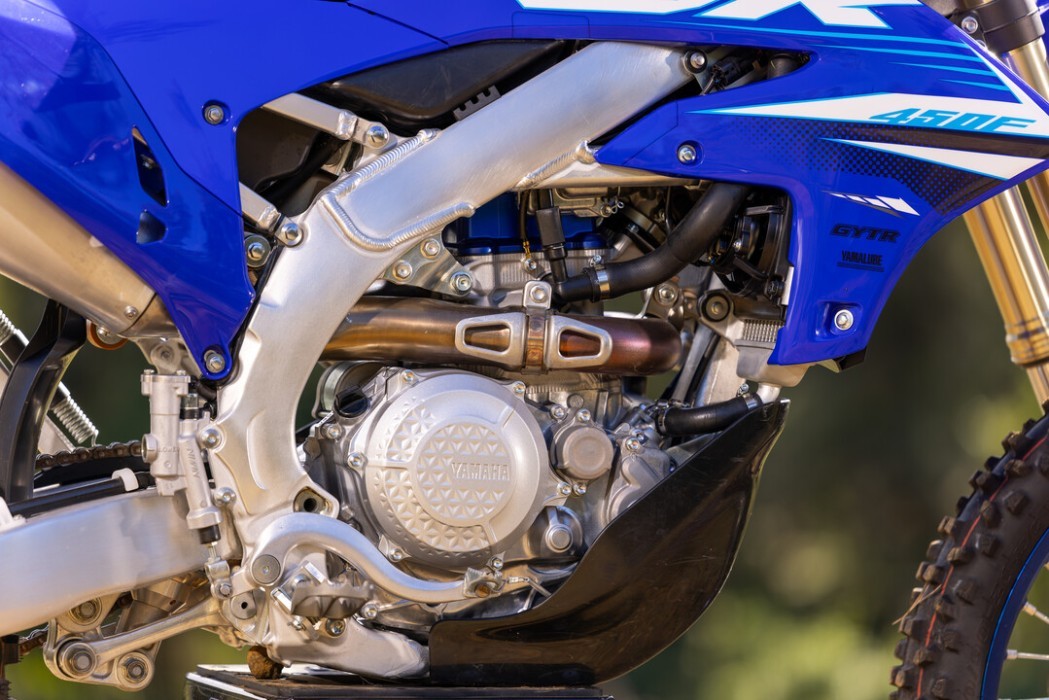 Yamaha WR450F 2025 in blue colourway, detail image of 450cc engine